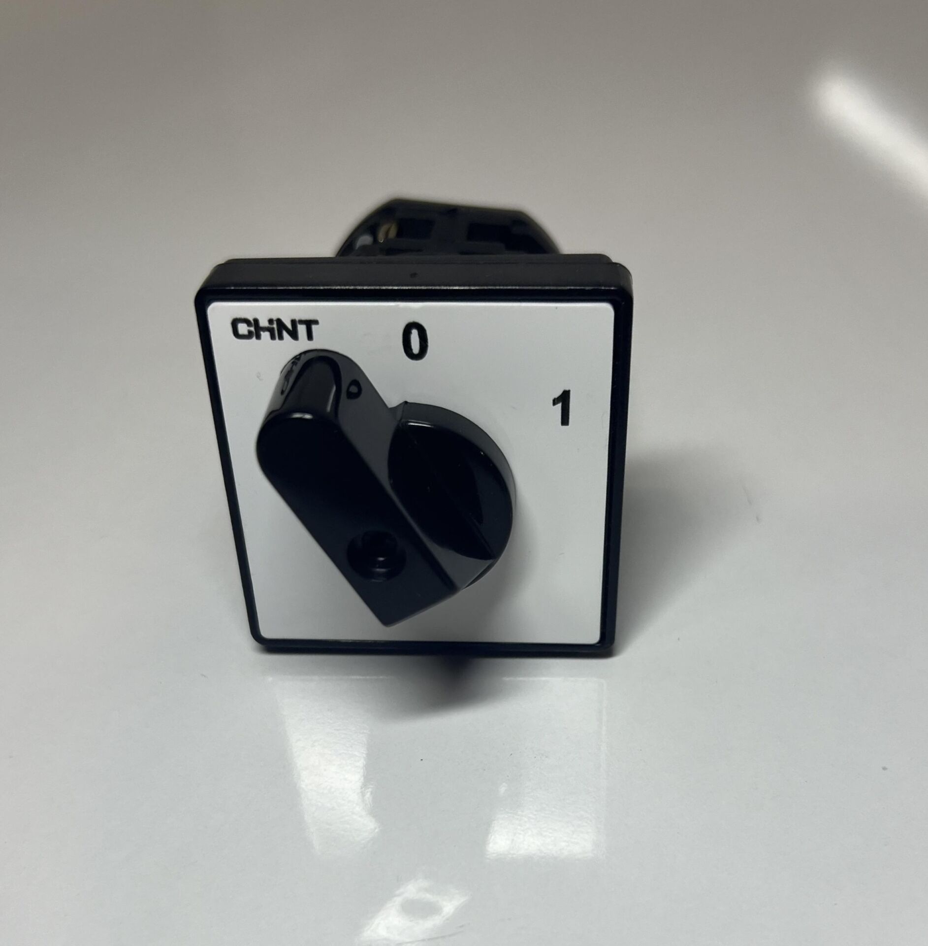 Chint 500203 1 Kutup 10A Pako Şalter 0-1 (Csx-1P010A01M)