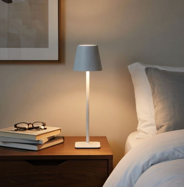 ACK MASA LAMBASI MAT GÜMÜŞ CCT 2000mAH