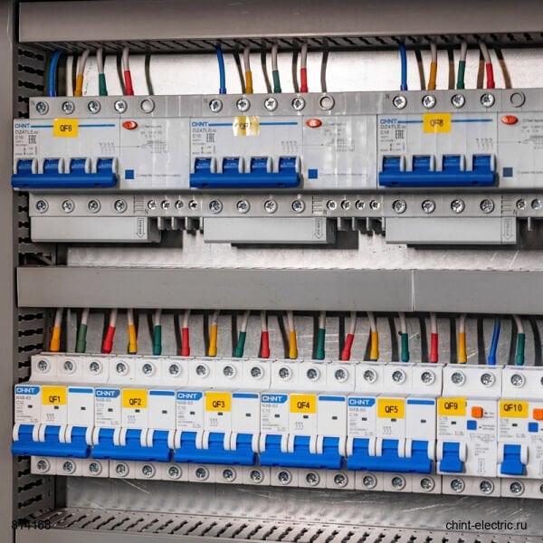 Chint 186503 Eb Serisi / 3 Kutuplu 4,5Ka / C Tipi 20A Oto