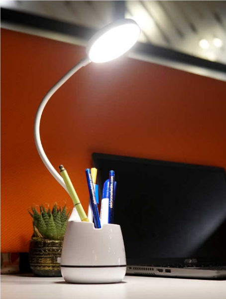 ACK ŞARJLI DOKUNMATİK DİMLİ BEYAZ GÖVDE LED MASA L